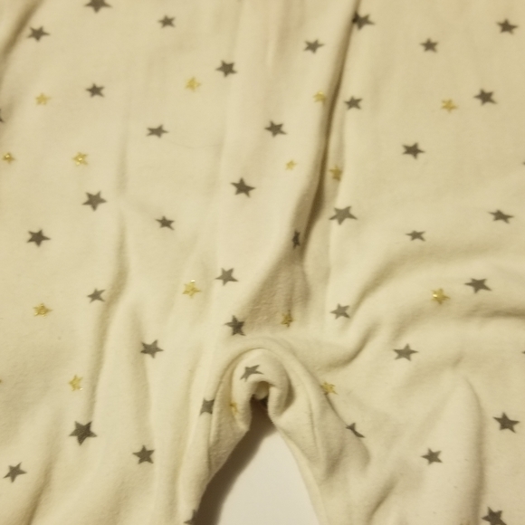 Baby Girl's Sleepers (2) Size 3-6 Months - Picture 8 of 16